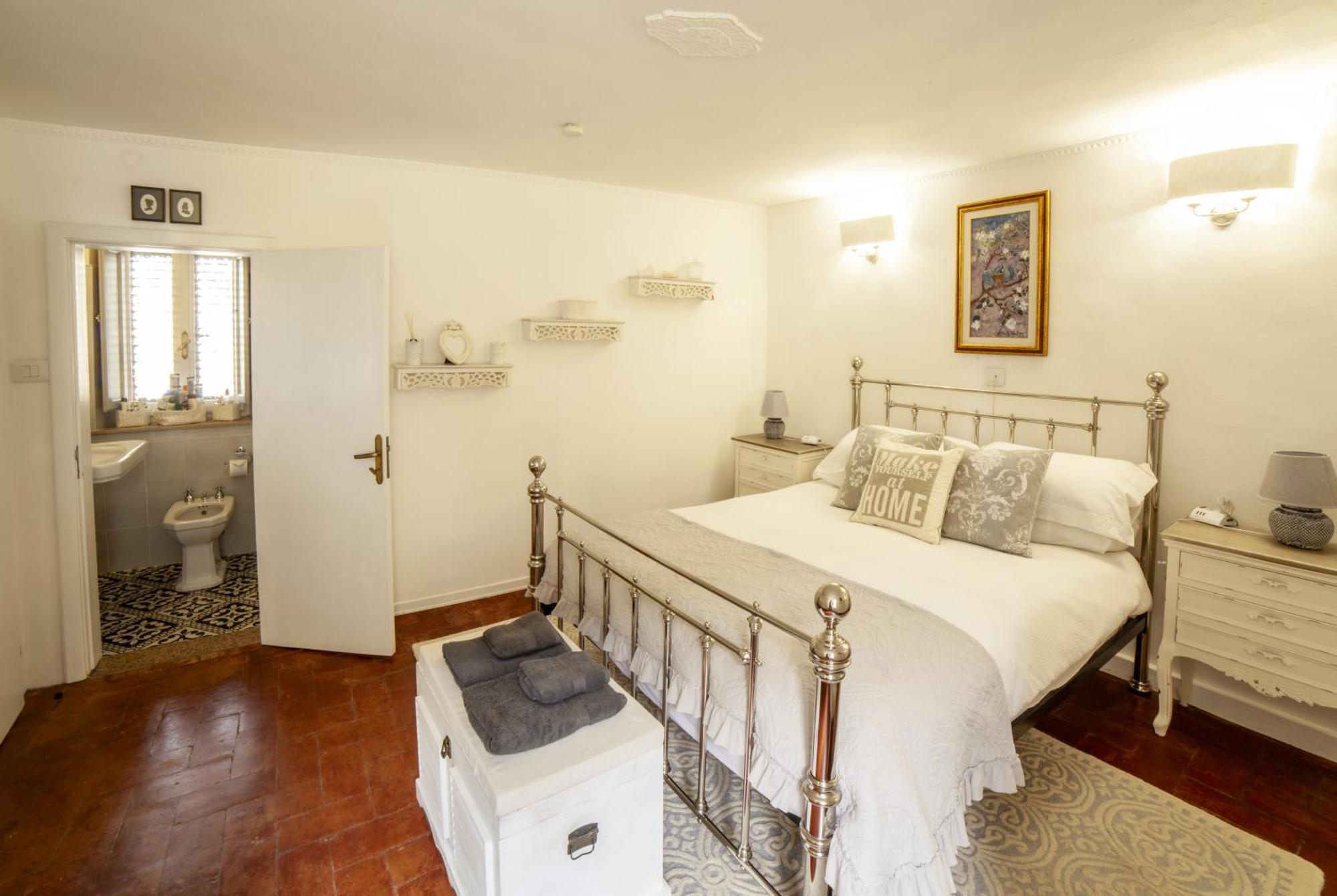 Casa Luna - Private Cottage -Exclusive Private Garden Barga Kültér fotó